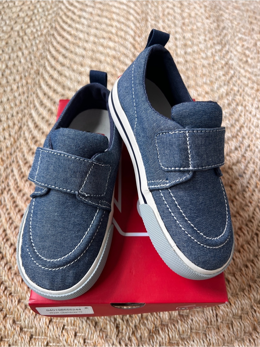 NWT See Kai Run Navy Canvas Hook-and-Loop Slip-On Sneakers